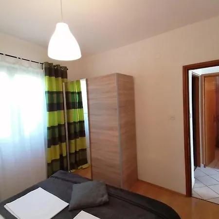 Andreja Апартаменты